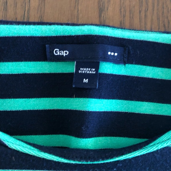 GAP Dress - Picture 2 of 2